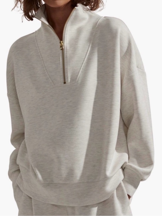 Varley Tops - EUC Varley size XS Hawley Quarter-Zip with Gold Hardware